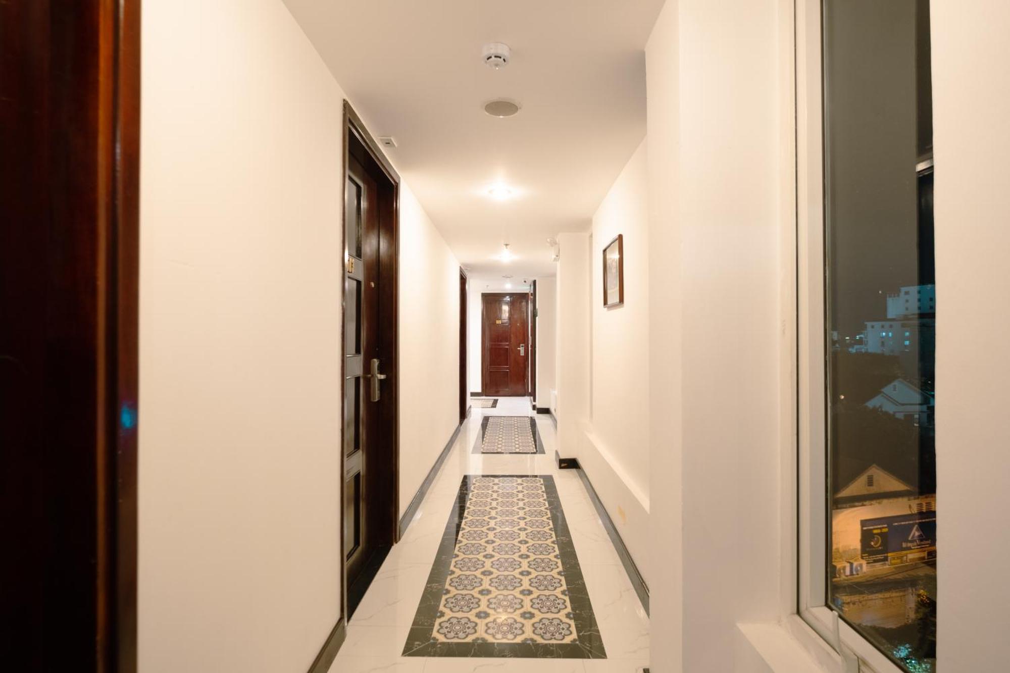 Vina Spa Hotel Hué Extérieur photo