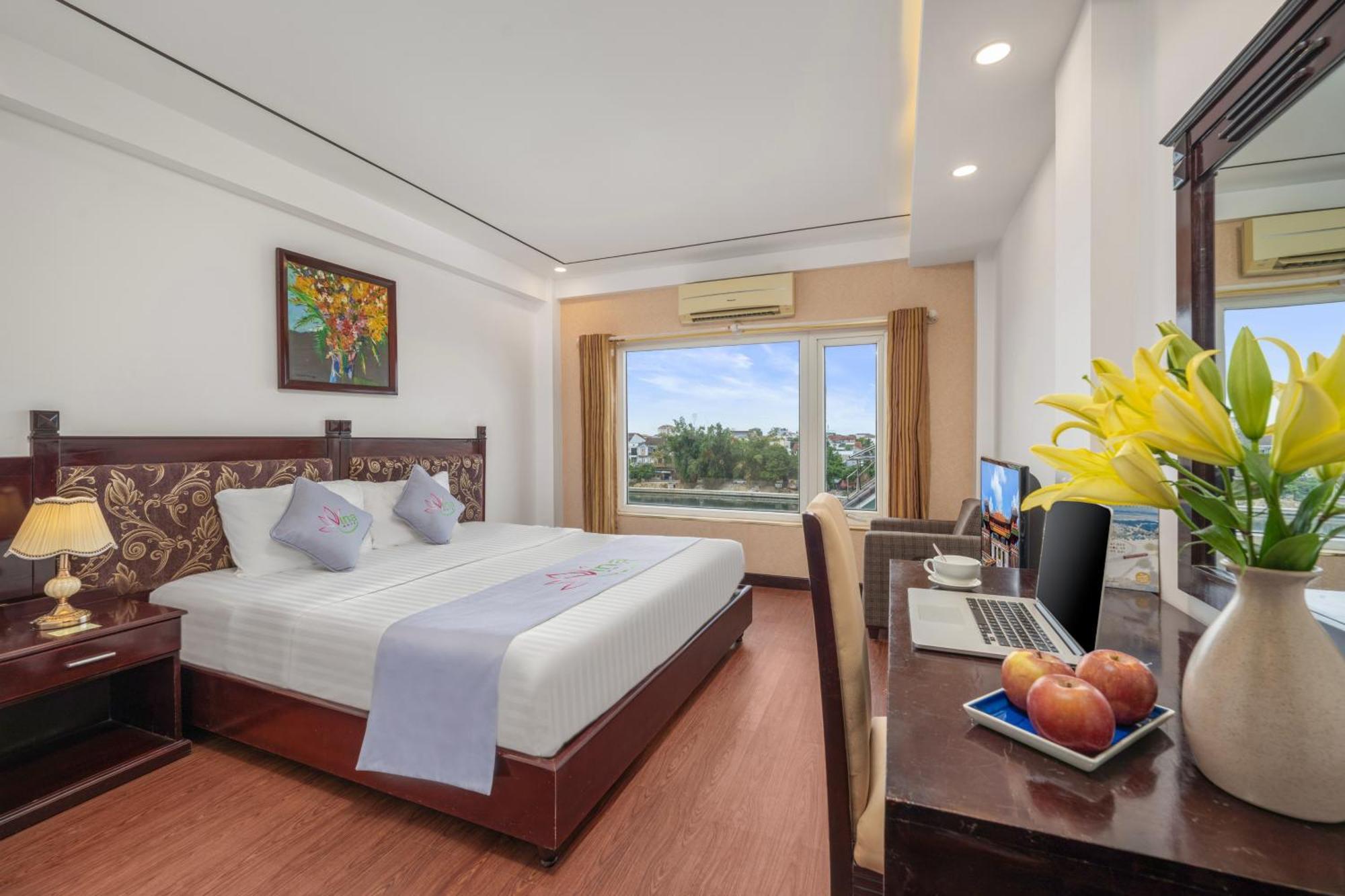 Vina Spa Hotel Hué Extérieur photo