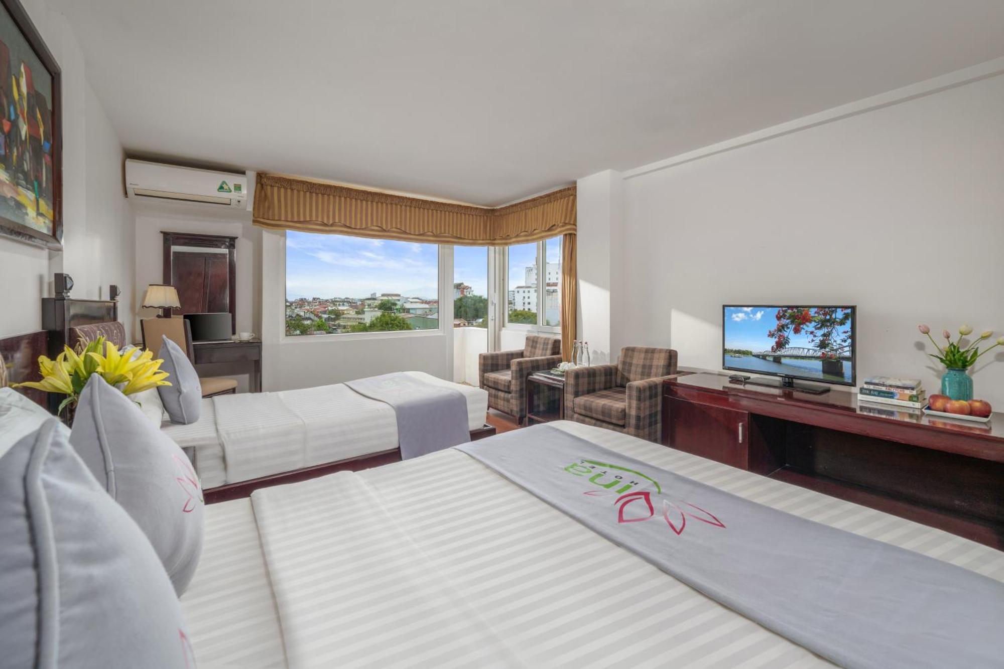 Vina Spa Hotel Hué Extérieur photo